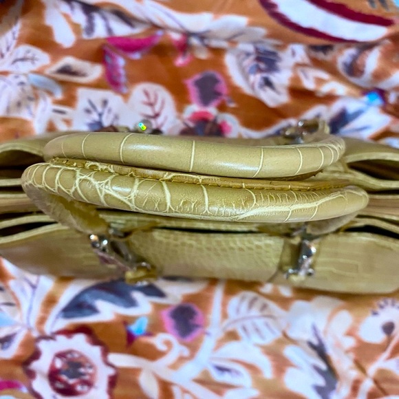 Joy Mangano shoulder/tote bag. Tassel, silver hardware and expandable. - Picture 5 of 8